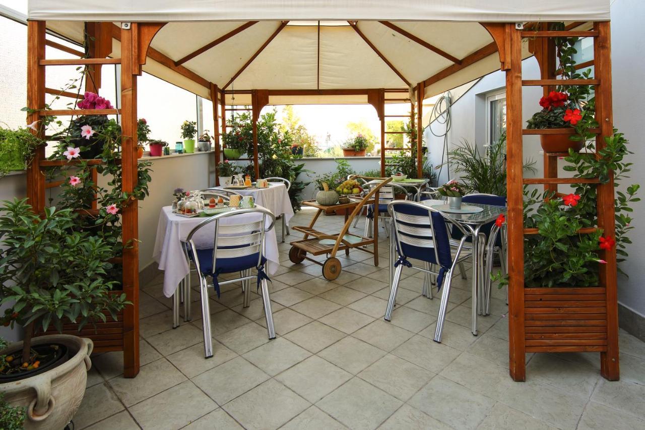B&B Iulia Augusta Albenga Buitenkant foto
